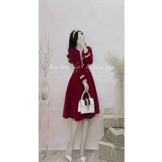 Váy nhung phối ren