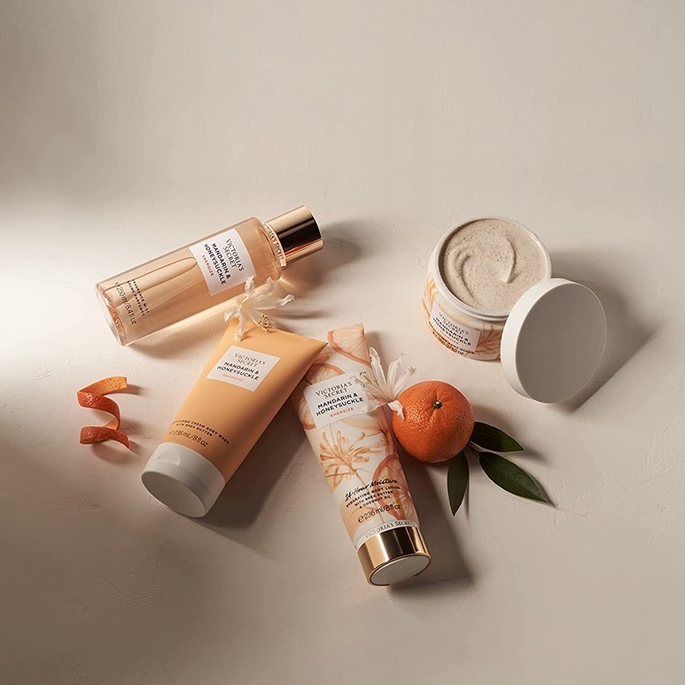 Tẩy Da Chết Victoria's Secret Mandarin & Honeysuckle Natural Beauty Exfoliatingng uy