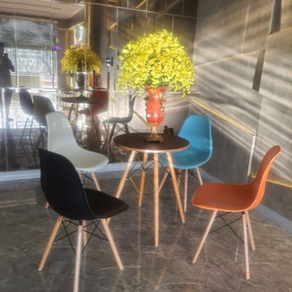 Bộ bàn + ghế Eames nhiều màu sắc lựa chọn