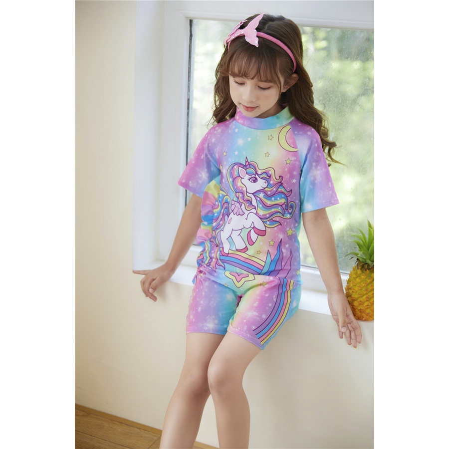 Đồ bơi trẻ em , đồ bơi bé gái | liền thân tay ngắn bao gồm nón bơi họa tiết kỳ lân size cho bé đến 30kg