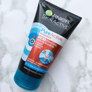 Sữa rửa mặt Garnier hautklar 3 in 1 Anti-Mitesser