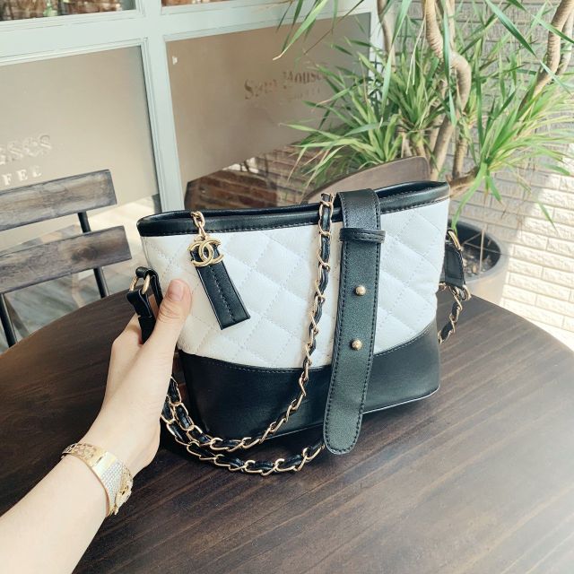 Túi ngọc trinh xinh xắn