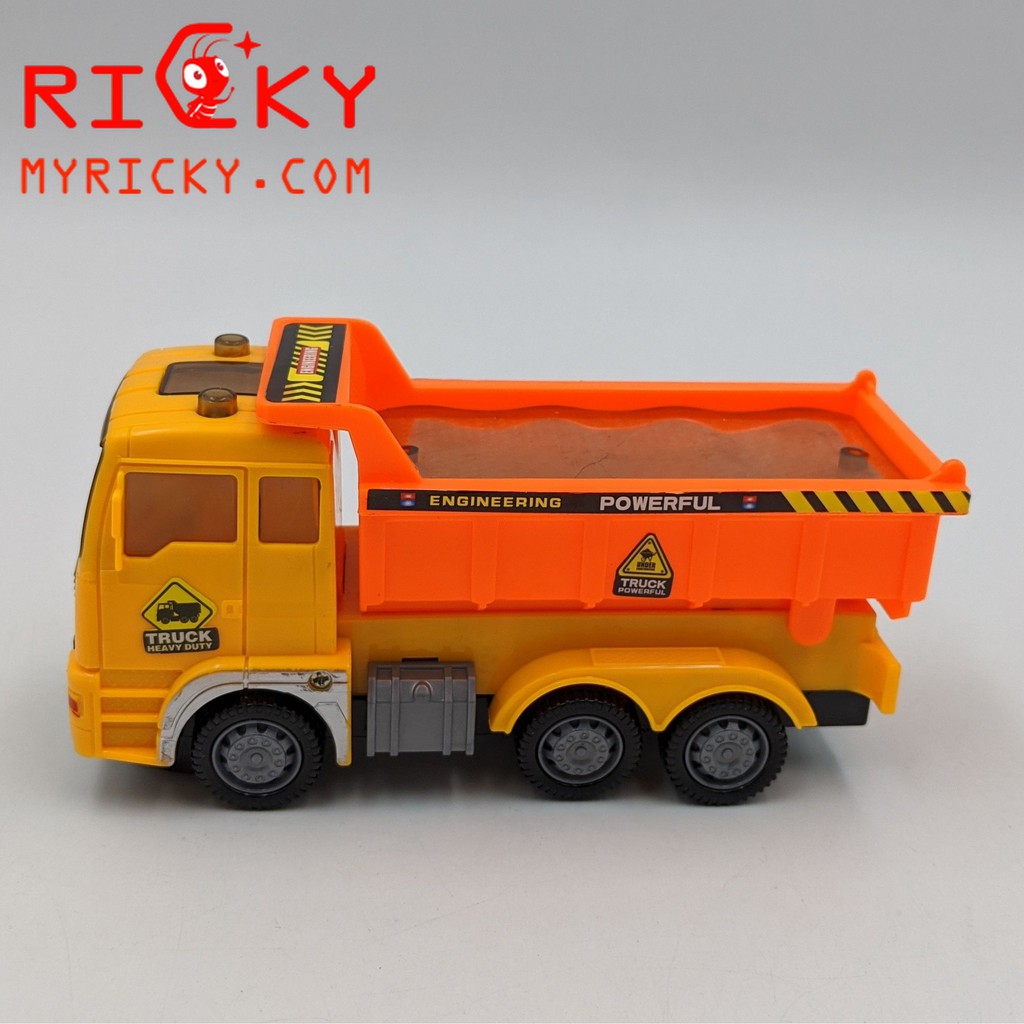 Xe tải chạy pin có nhạc đèn TRUCK 4D