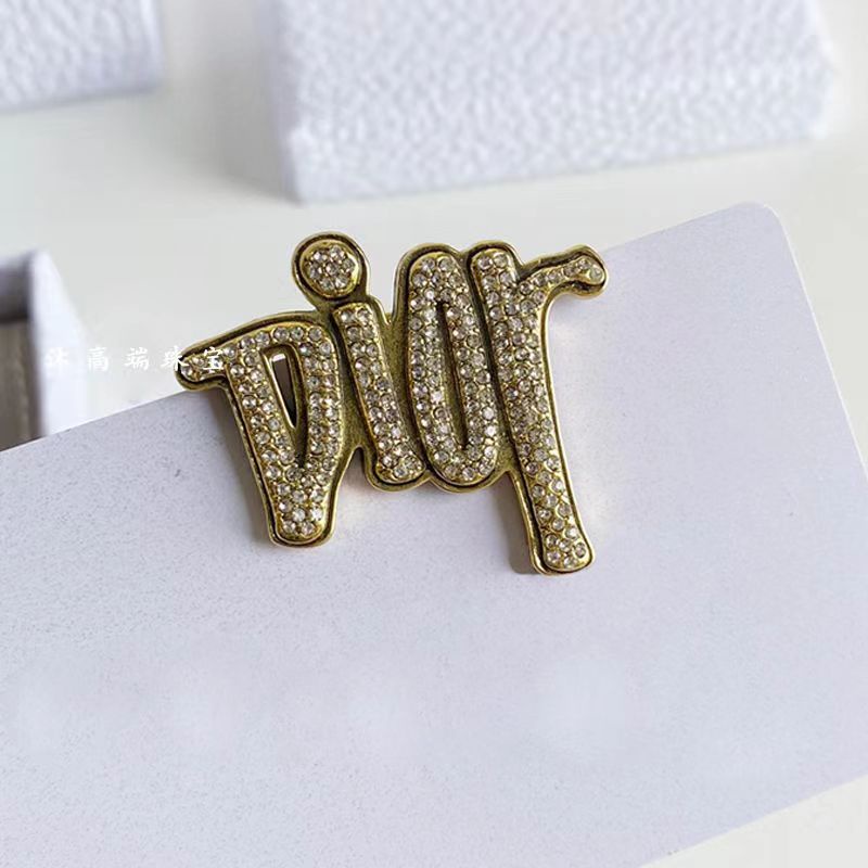 Ghim Cài Áo Thiết Kế Độc Đáo Thời Trang Cho Nam Và Nữ