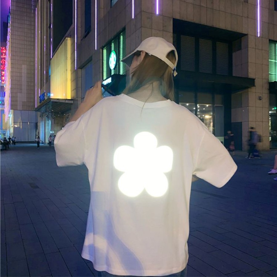 Áo thun Phản Quang Tay Lỡ Unisex Nam Nữ Cỏ 5 lá