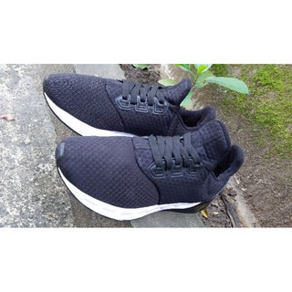 sale Tết giày reebok chính hãng đã sử dụng 90% size 42