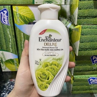 Sữa tắm nước hoa dưỡng da Enchanteur delightful 180g