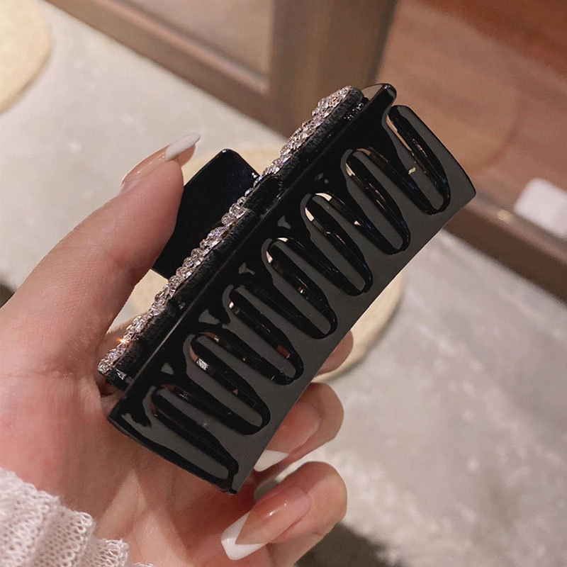 Kẹp Càng Cua Màu Đen Đính Đá Thời Trang Hàn Quốc Cho Nữ