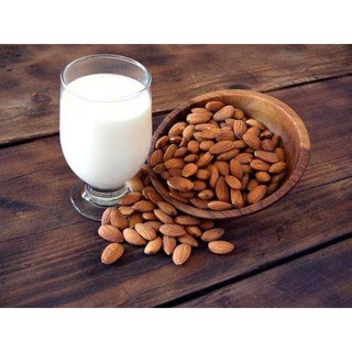 500Gr HẠNH NHÂN NHÂN  SỐNG ( dùng để nấu sữa , làm bánh,...)