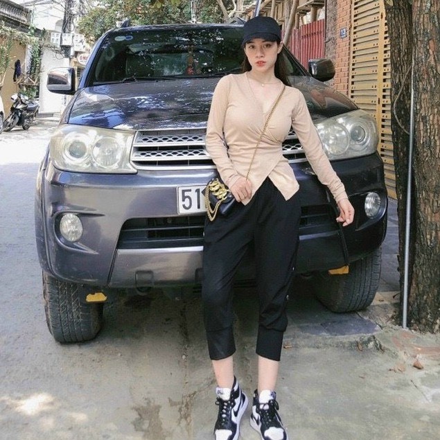 Áo lệch vạt cổ chéo dáng body chất thun tăm co dãn
