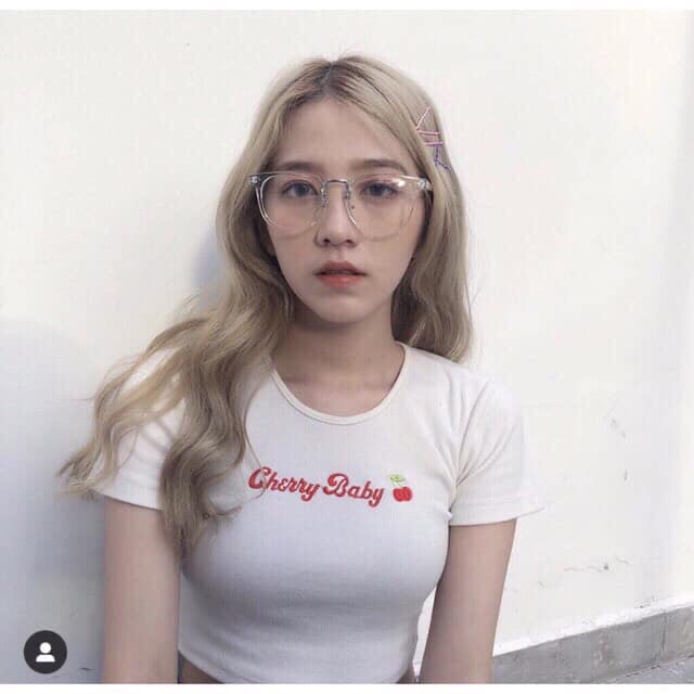 (ẢNH THẬT) Áo croptop tay ngắn Cherry Baby☘️ 2 màu đen/trắng
