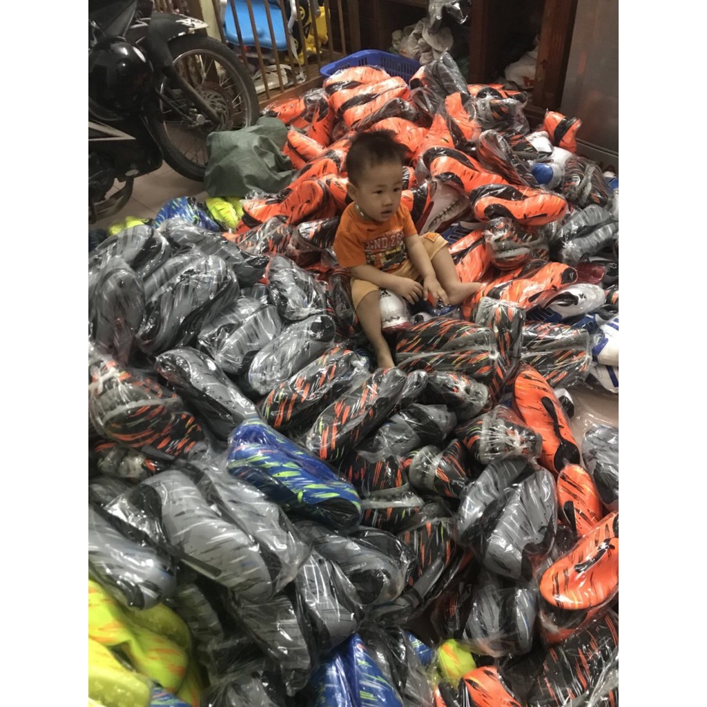 GIÀY ĐÁ BÓNG CAO CẤP - X PRO 2019 - TẶNG TÚI - TẶNG TẤT _DA PU