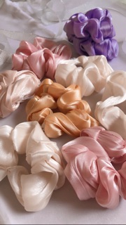 Cột tóc scrunchies vải phi bóng