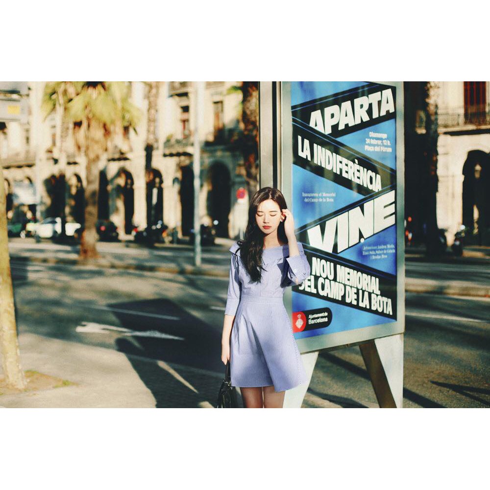 Sangin Dress - Đầm sọc xanh bẹt vai kate