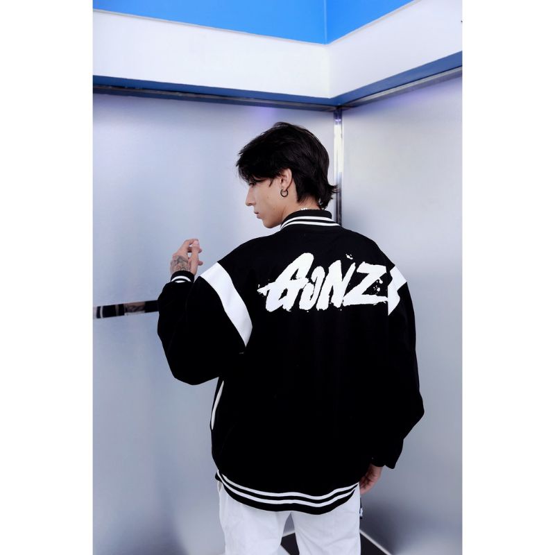 Áo Khoác  Nhung Tăm Jacket Varsity Form Rộng Gonz