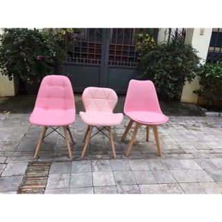 Ghế eames Hồng ( còn tam giác )