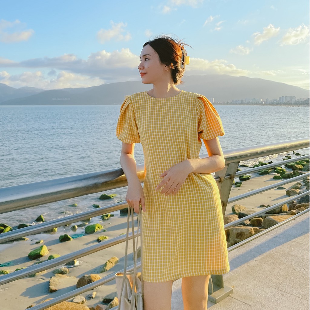 Đầm vàng mùa Hè | BigBuy360 - bigbuy360.vn