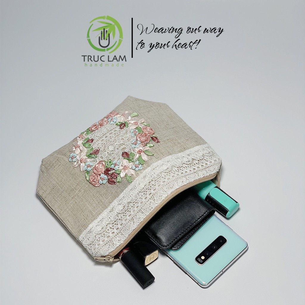 Ví Cầm Tay Nữ Thêu Ruy Băng Họa Tiết Hoa Phối Ren - Trúc Lâm Handmade