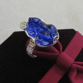 Nhẫn tỳ hưu kim tiền bạc