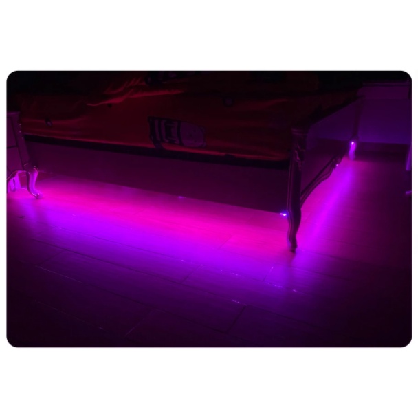 Đèn led RGB nháy theo nhạc, kết nối bluetooth điều khiển qua app điện thoại, kháng nước, có điều khiển hồng ngoại