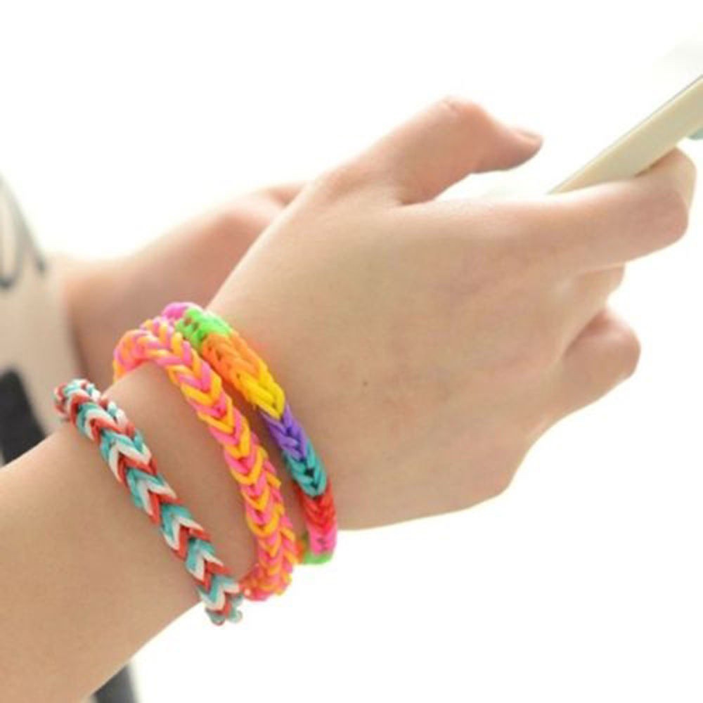 Bộ 600 dây thun cao su nhiều màu tự thắt vòng tay