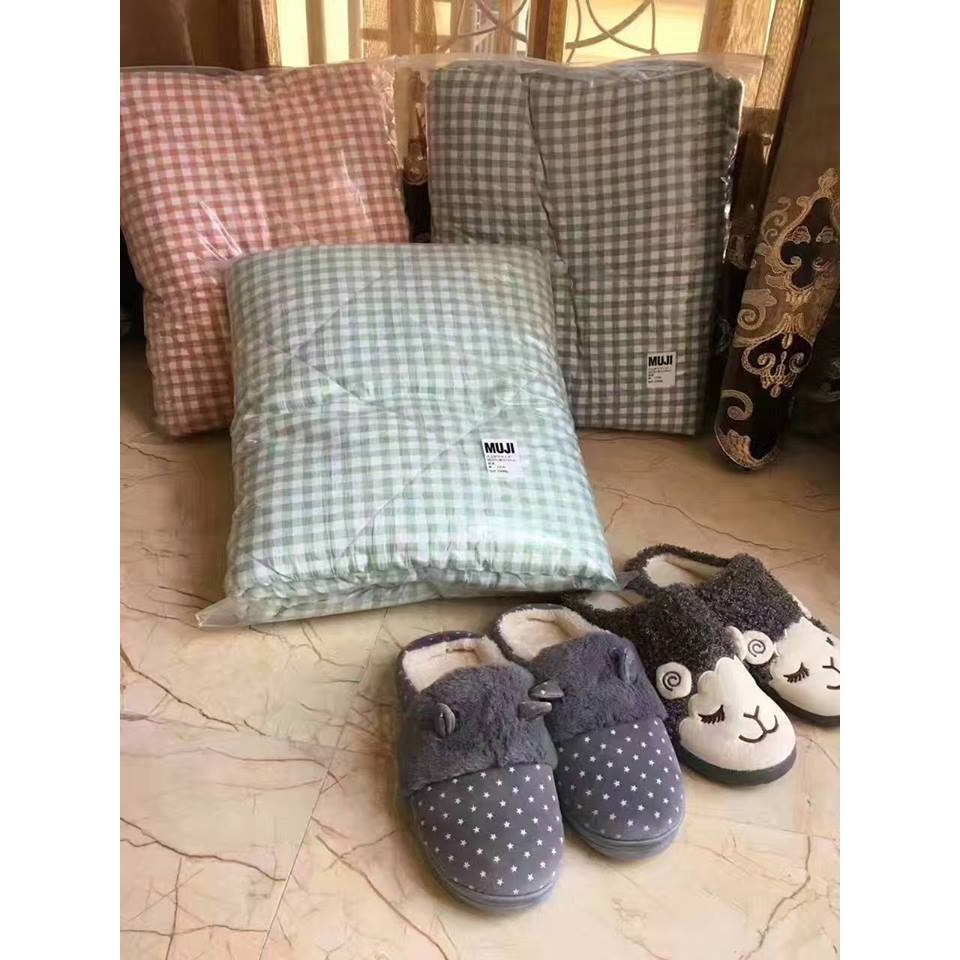 Chăn điều hòa Muji