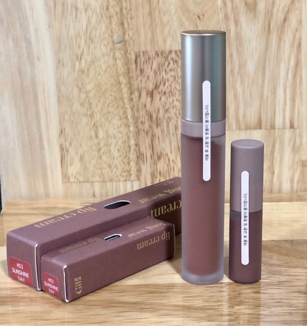 Son kem #Gilaa 𝐋𝐨𝐧𝐠 𝐖𝐞𝐚𝐫 𝐋𝐢𝐩 𝐂𝐫𝐞𝐚𝐦 & Plumping Lip Serum | BigBuy360 - bigbuy360.vn