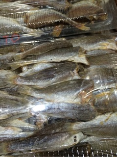 1 kg cá lanh (cá đù) khô ăn với cơm