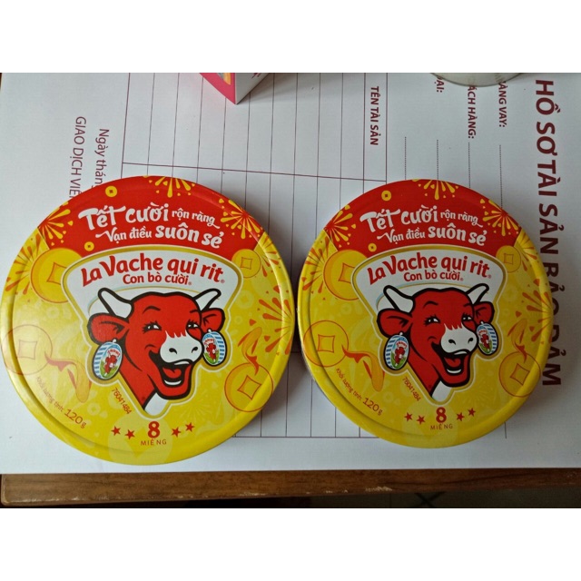 com 3 hộp Phô mai con bò cười