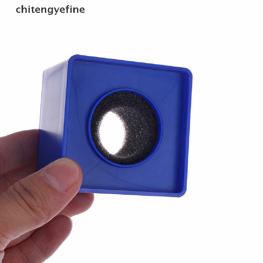 Khối vuông bọc micro chất liệu ABS sử dụng khi phỏng vấn | BigBuy360 - bigbuy360.vn