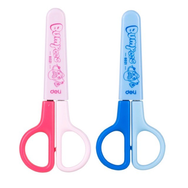 Kéo thủ công nhỏ 12cm Deli 6021 có nắp đậy an toàn