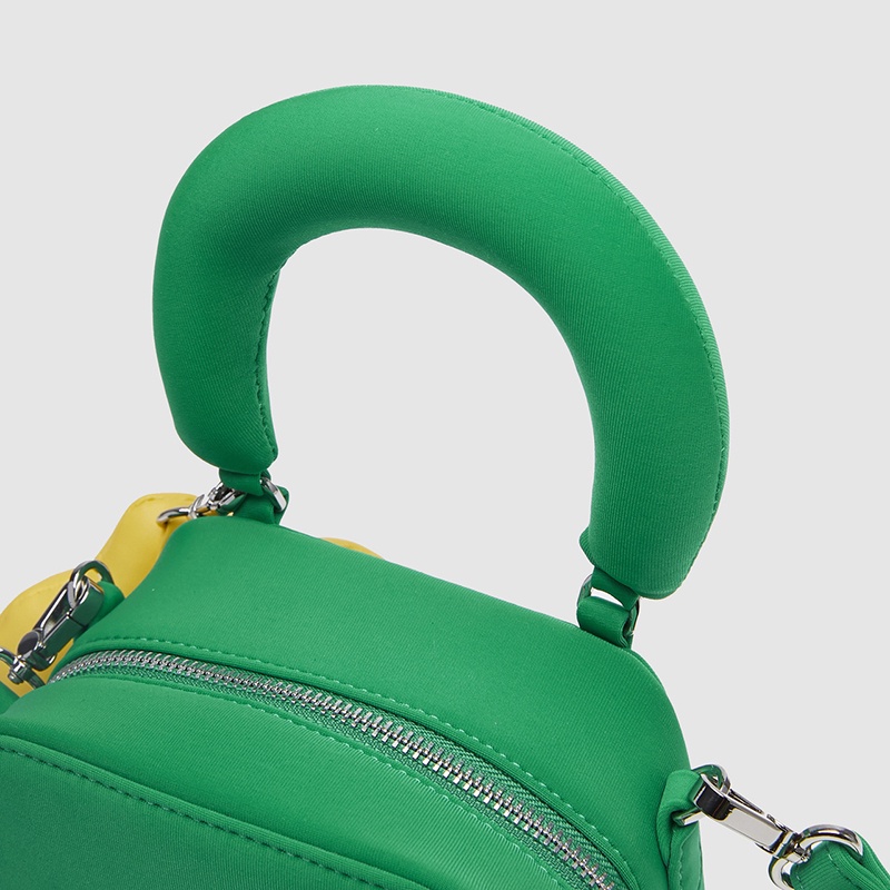 Túi đeo vai IELGY màu xanh lá hình vuông size nhỏ trang trí phụ kiện mặt cười thời trang cho nữ