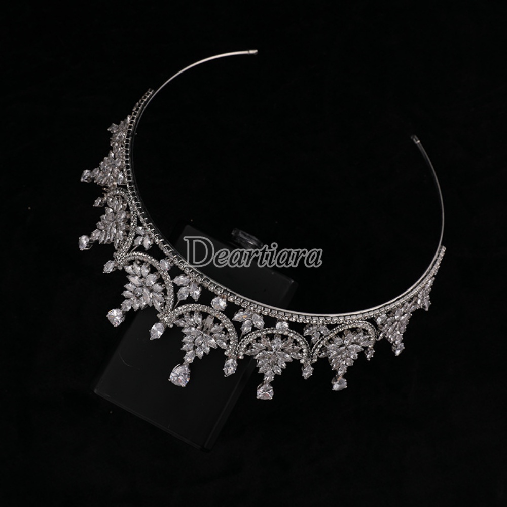 Vương Miện Trắng Dáng Tròn Đính Đá Zircon Thời Trang Cho Cô Dâu