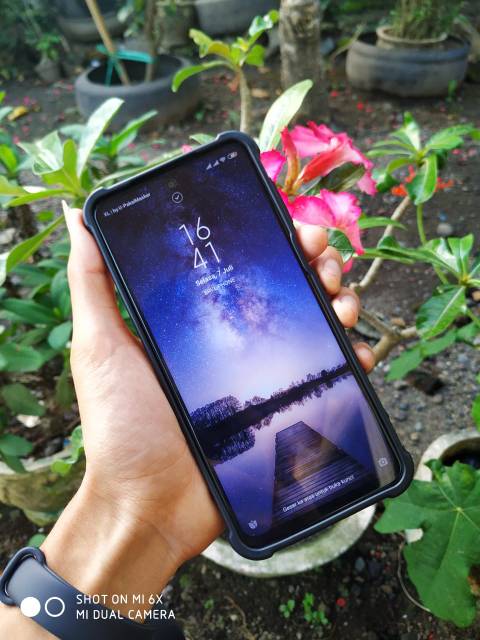 Ốp Điện Thoại Hình Máy Ảnh Mật Ong Cho Redmi Note 9