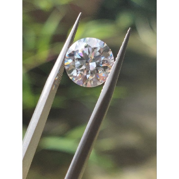 Kim cương Moissanite 9mm. hàng chính hãng. lửa mạnh