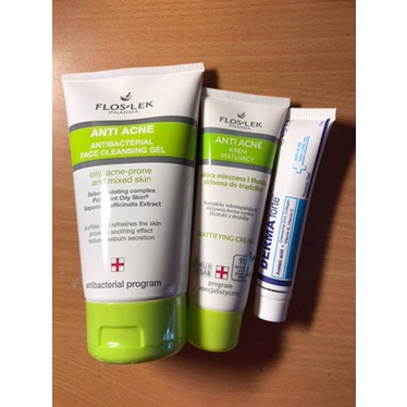 Floslek Kem Dưỡng Ẩm Giúp Điêu Tiết Bã Nhờn, Làm Dịu Da Đang Có Mụn , Phục Hồi Tổn Thương Trên Da