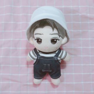 Outfit for doll