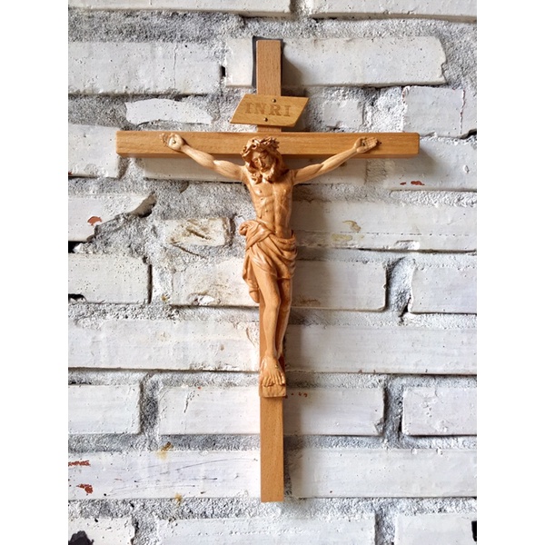 Tượng Chúa chịu nạn cao 20cm