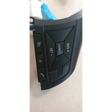 Phím cruise control/media nissan Almera