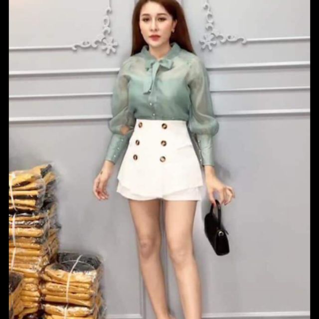 Set quần sọt giả váy.. Đính nút, kem áo ống, áo voan kien ngoai