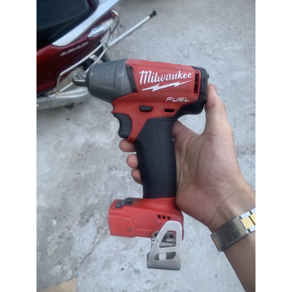 Máy siết bulong Milwaukee 2755-20 M18 hàng bãi