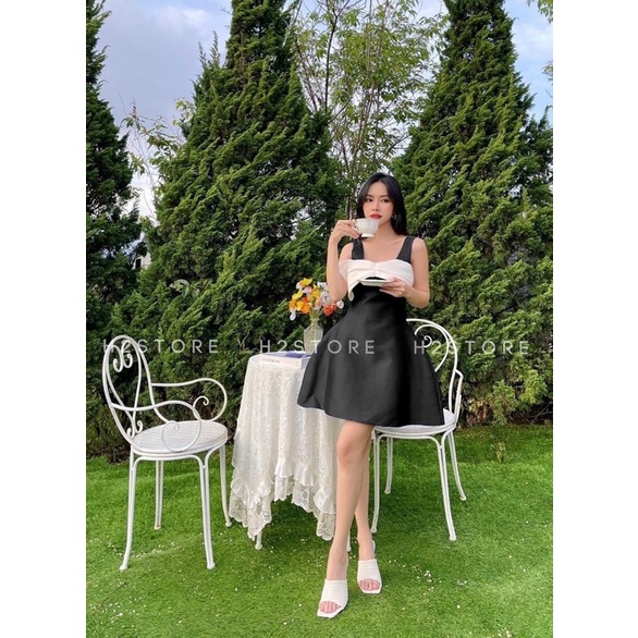 Đầm xoè 2 dây nơ xếp ly ngực