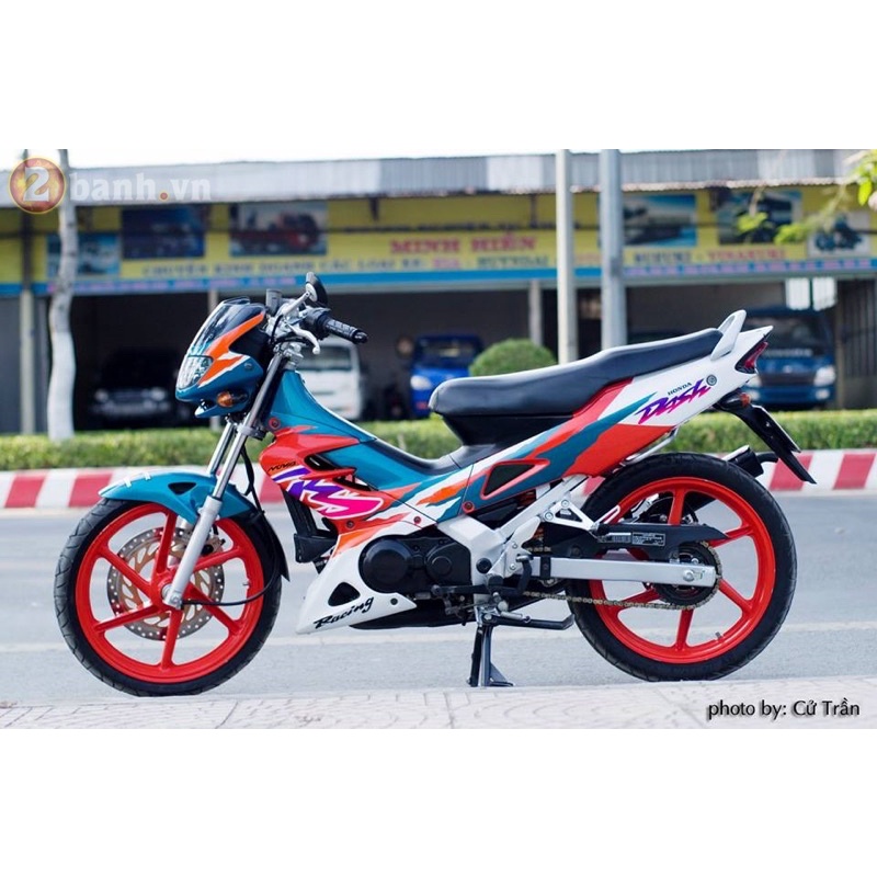 Kính chắn gió Nova Dash 125 đời 98-2001, mũ nova Dash Thailand