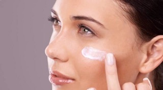 kem lót bobbi brown