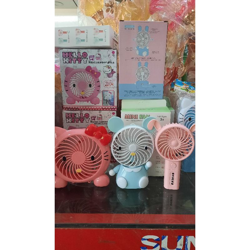 Quạt sạc tích điện usb cầm tay /để bàn hình Hello Kitty