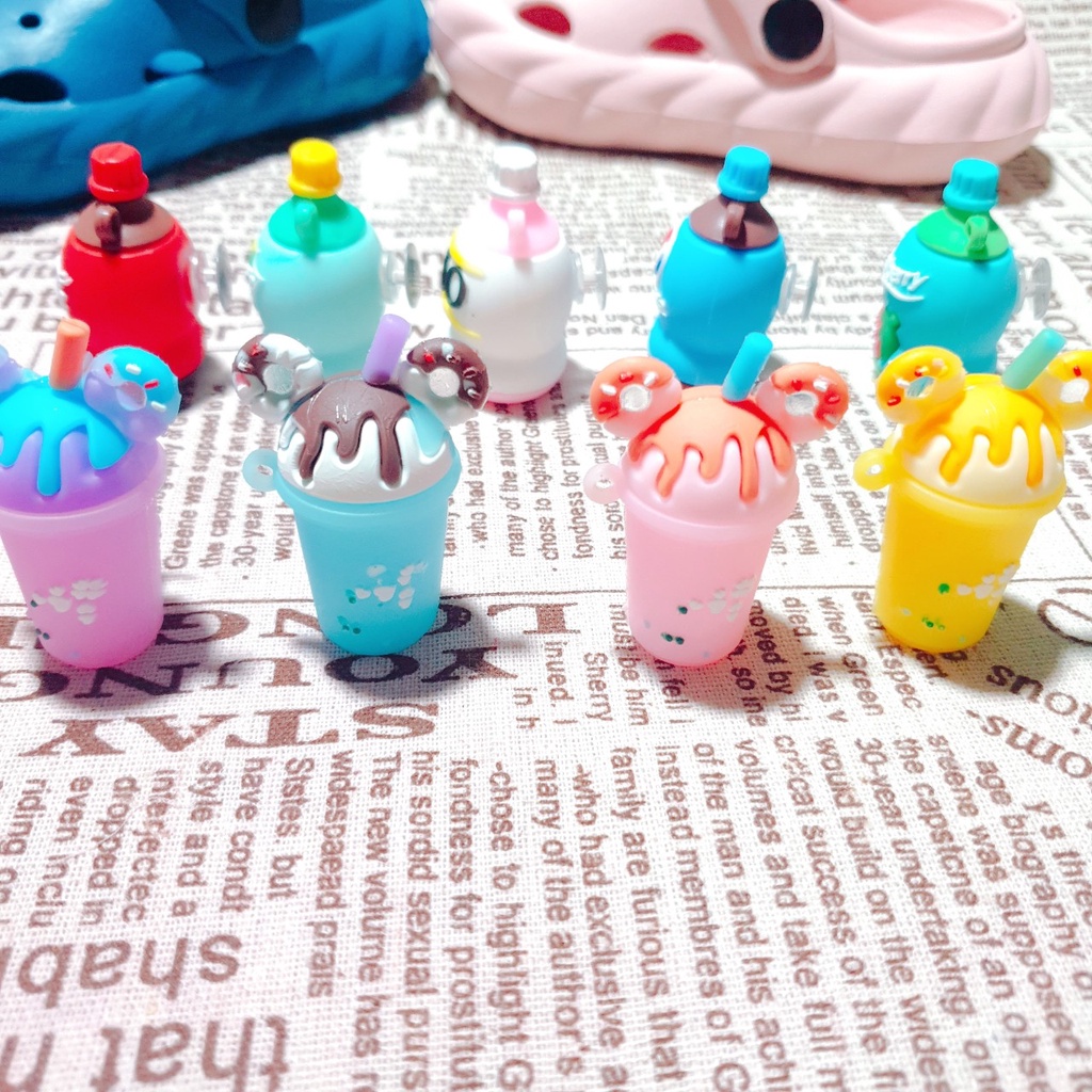 [Ly giải khát 4D] Nút gắn hkdesign/ phụ kiện trang trí gắn dép có lỗ, dép duet, sục LOẠI TO NHỰA