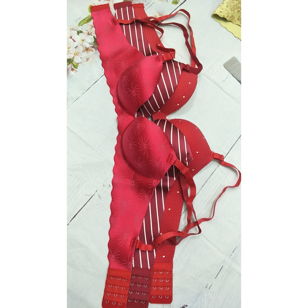 ÁO NGỰC SU TRƠN VÀ HỌA TIẾT NÂNG NGỰC BÀN TAY