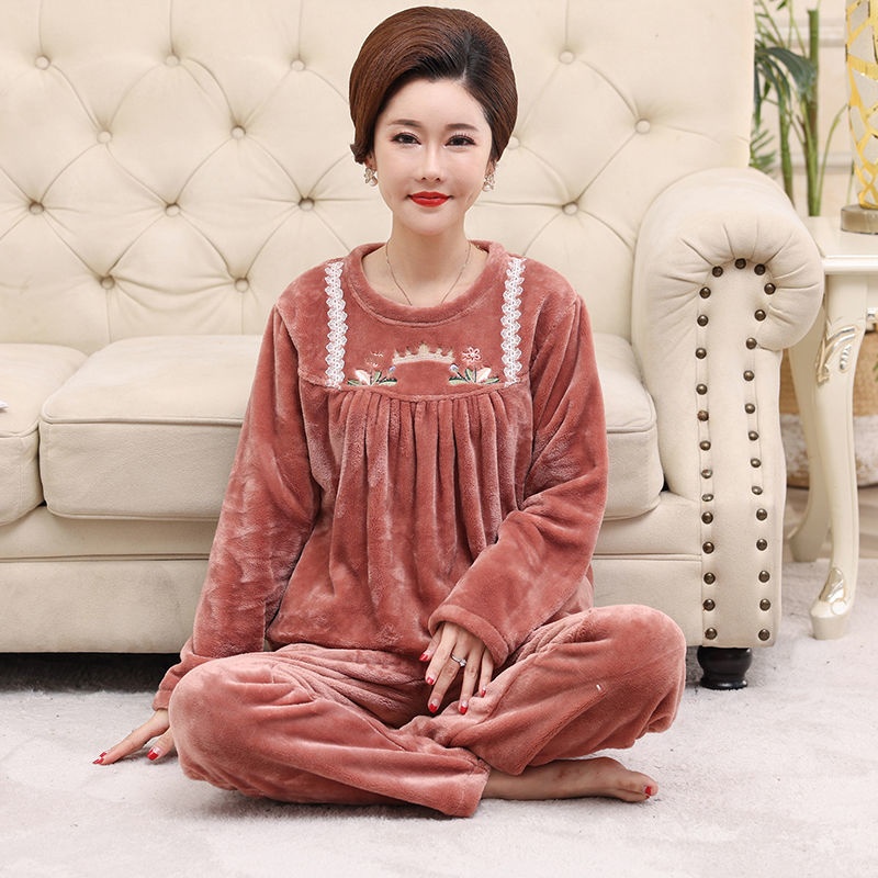 Bộ đồ ngủ lông cừu san hô của phụ nữ mùa đông dày dặn và để giữ ấm vào thu flannel cỡ lớn cho người trung niên cao tuổi