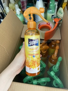 Nước hoa xịt phòng sumo charming (màu cam) 350ml