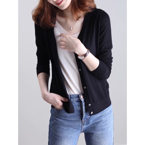 Áo len dệt mỏng cổ V tơ chất mát